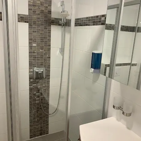 Apartment Exzellentes Mit Toller Aussicht! *